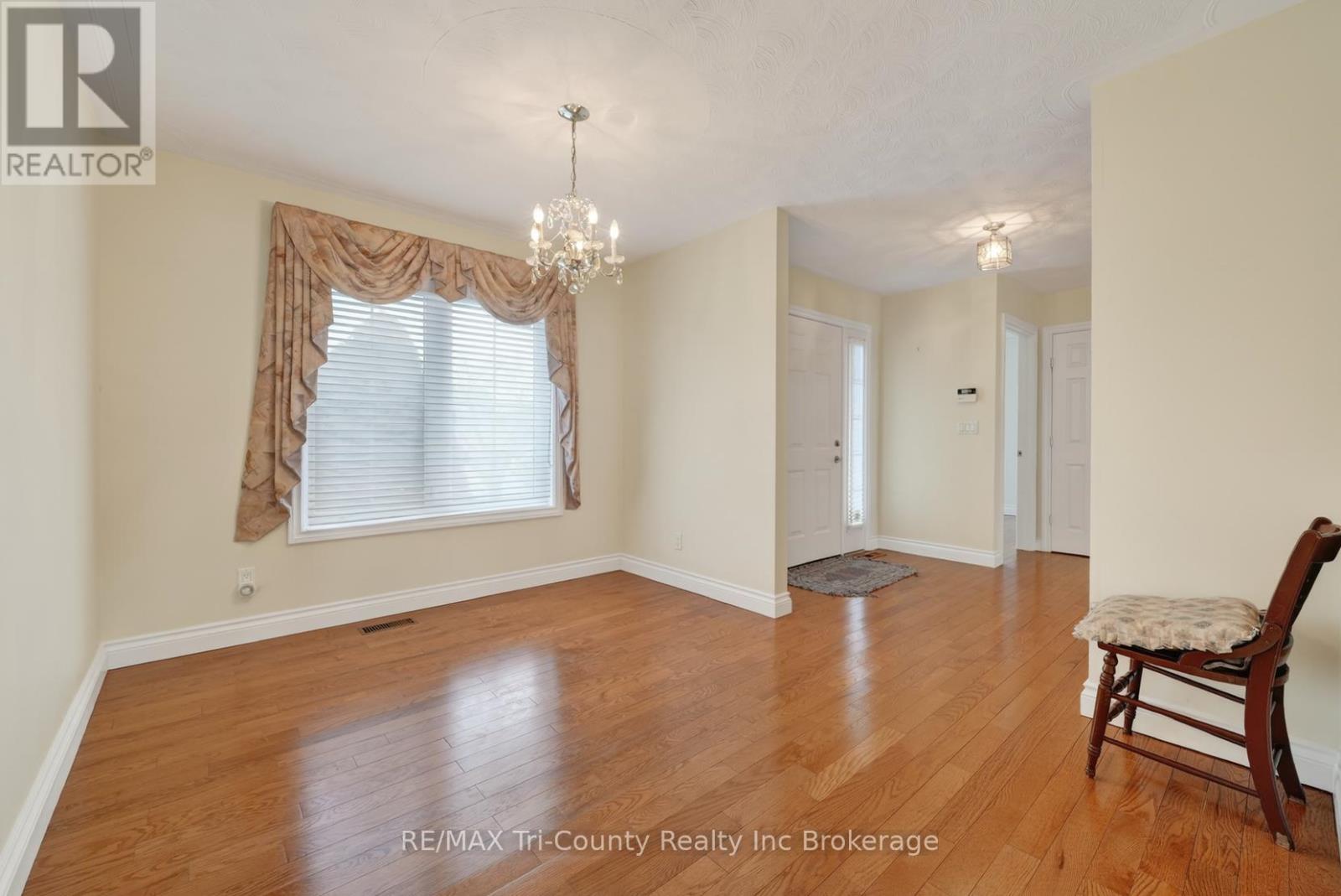 14 Yeager Avenue, Norfolk (Simcoe), Ontario  N3Y 5M6 - Photo 18 - X12850160