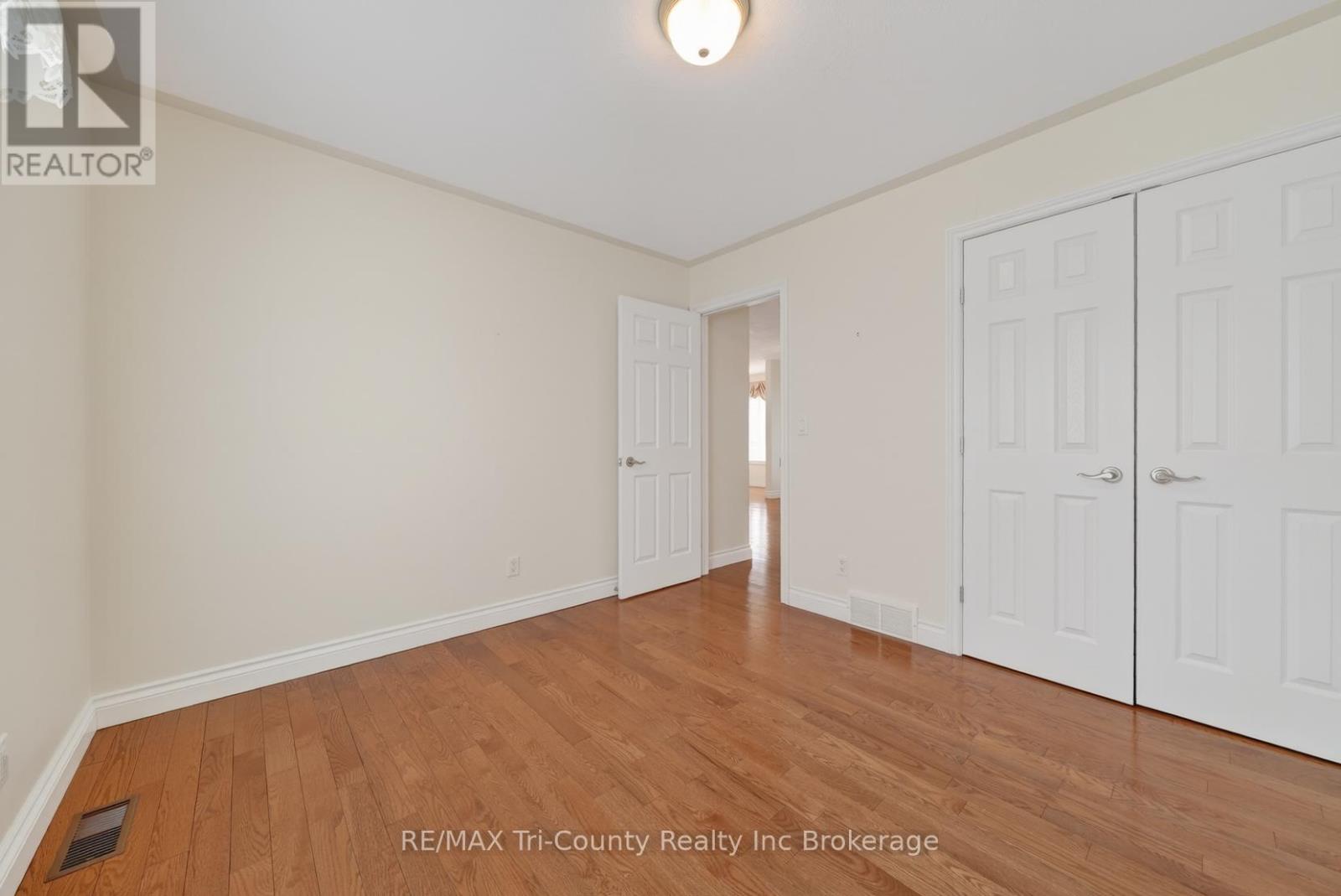 14 Yeager Avenue, Norfolk (Simcoe), Ontario  N3Y 5M6 - Photo 23 - X12850160