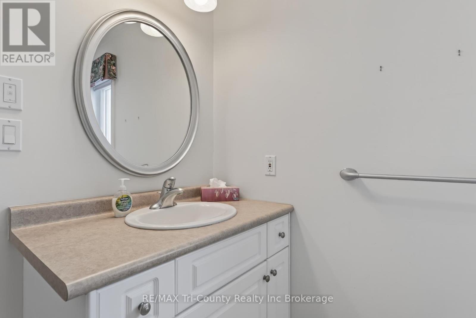 14 Yeager Avenue, Norfolk (Simcoe), Ontario  N3Y 5M6 - Photo 29 - X12850160