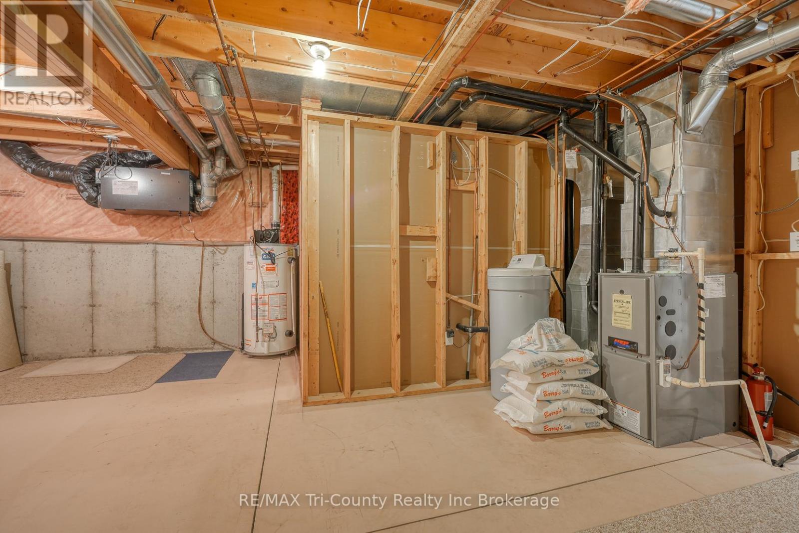 14 Yeager Avenue, Norfolk (Simcoe), Ontario  N3Y 5M6 - Photo 41 - X12850160