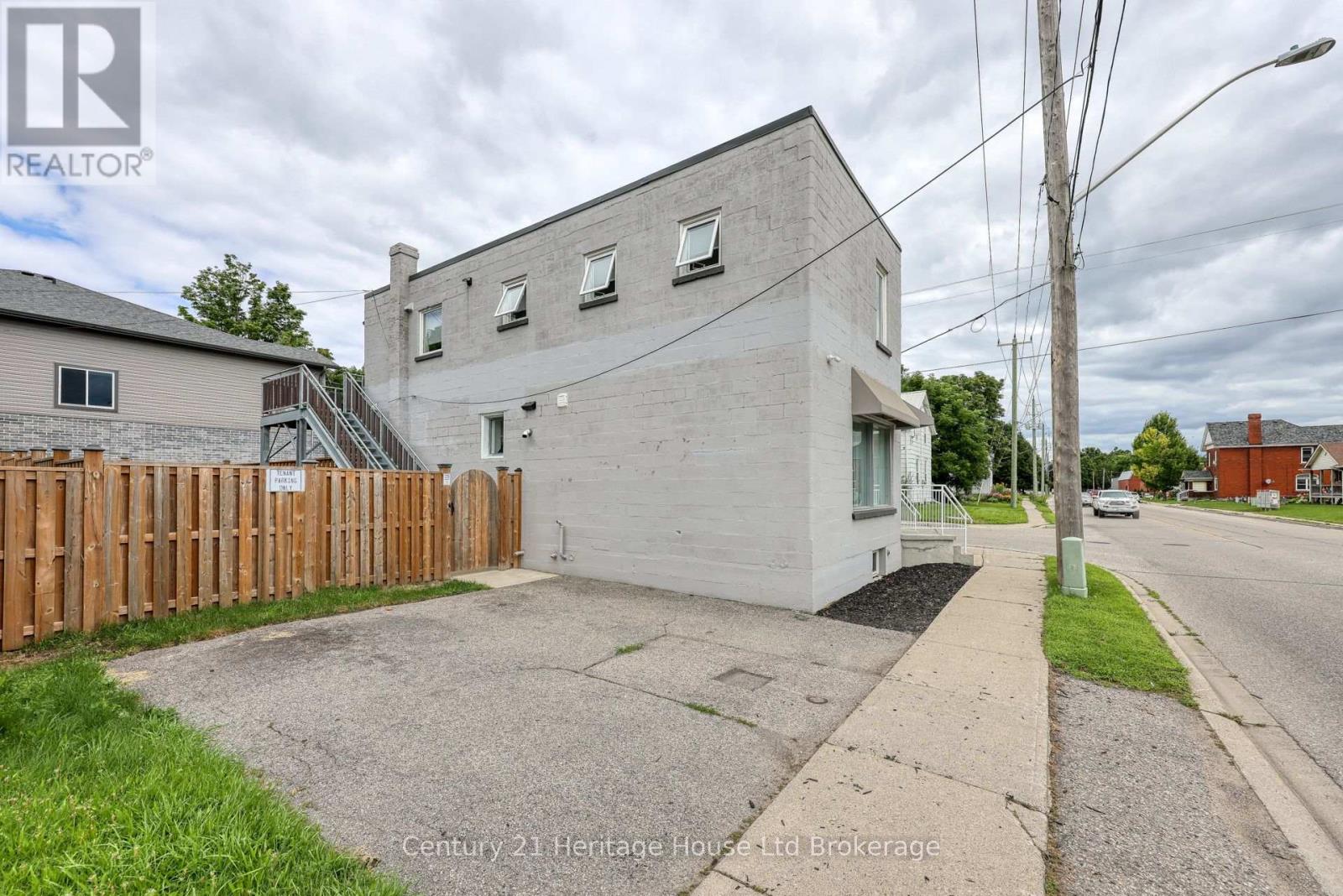 729 Hounsfield Street, Woodstock (Woodstock - South), Ontario  N4S 1P3 - Photo 14 - X12851848
