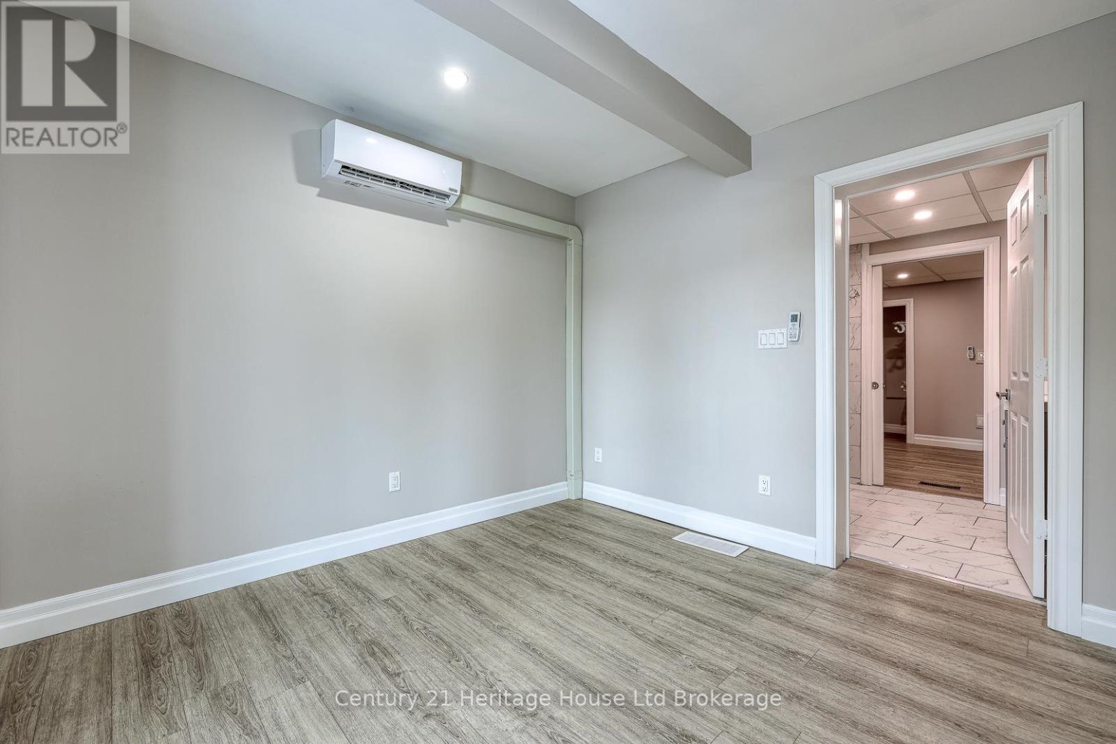 729 Hounsfield Street, Woodstock (Woodstock - South), Ontario  N4S 1P3 - Photo 24 - X12851848