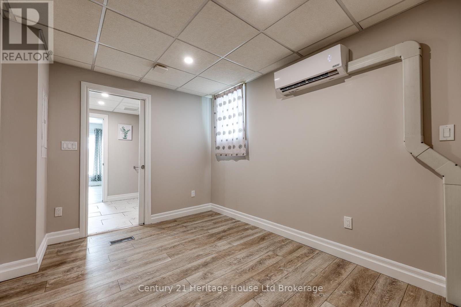 729 Hounsfield Street, Woodstock (Woodstock - South), Ontario  N4S 1P3 - Photo 29 - X12851848