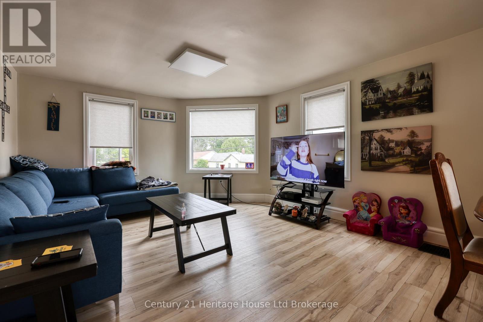 729 Hounsfield Street, Woodstock (Woodstock - South), Ontario  N4S 1P3 - Photo 6 - X12851848