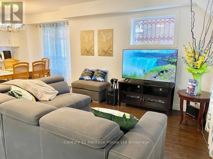 5138 Willmott Street, Niagara Falls (Cherrywood), Ontario  L2E 2A3 - Photo 5 - X12852758