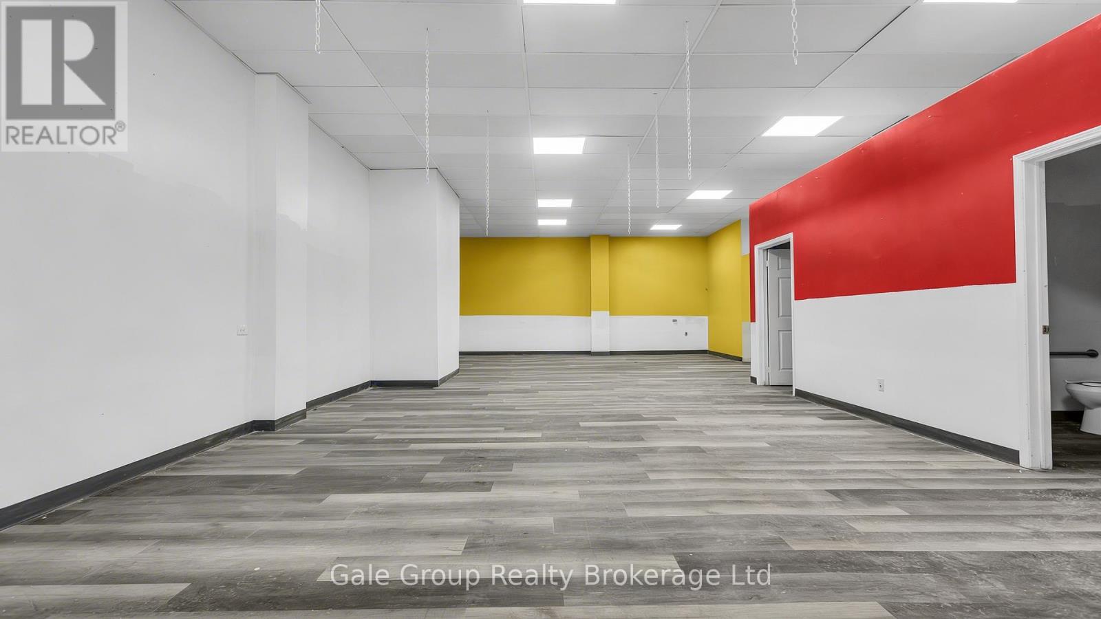 467 Dundas Street, Woodstock (Woodstock - North), Ontario  N4S 1C2 - Photo 9 - X12852824