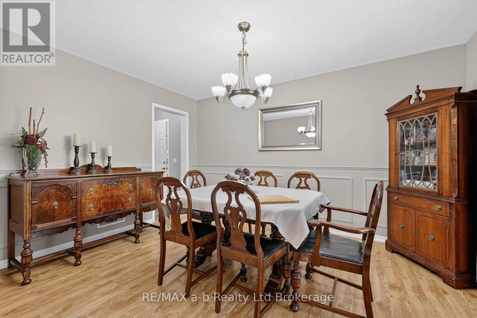 20 Owen Street, Ingersoll (Ingersoll - South), Ontario  N5C 4G7 - Photo 20 - X12854224