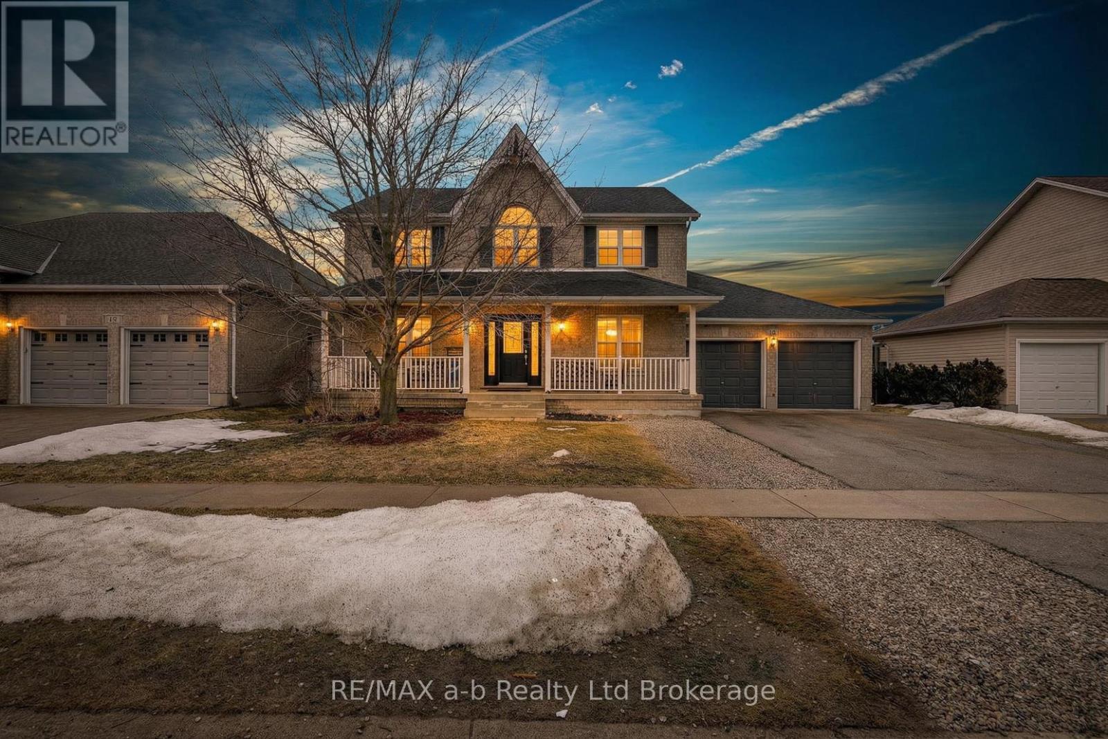 20 Owen Street, Ingersoll (Ingersoll - South), Ontario  N5C 4G7 - Photo 4 - X12854224