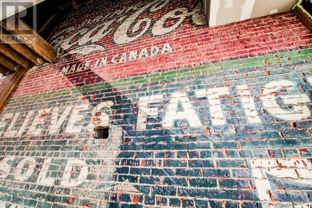 533 Dundas Street, Woodstock (Woodstock - North), Ontario  N4S 1C3 - Photo 15 - X12854786