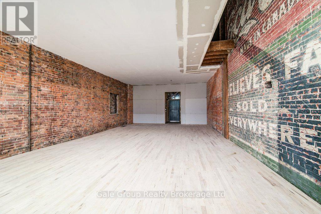 533 Dundas Street, Woodstock (Woodstock - North), Ontario  N4S 1C3 - Photo 6 - X12854786