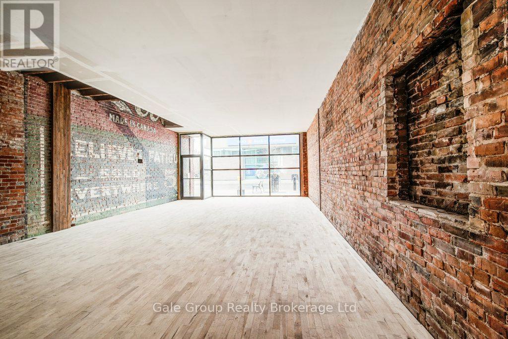 533 Dundas Street, Woodstock (Woodstock - North), Ontario  N4S 1C3 - Photo 8 - X12854786