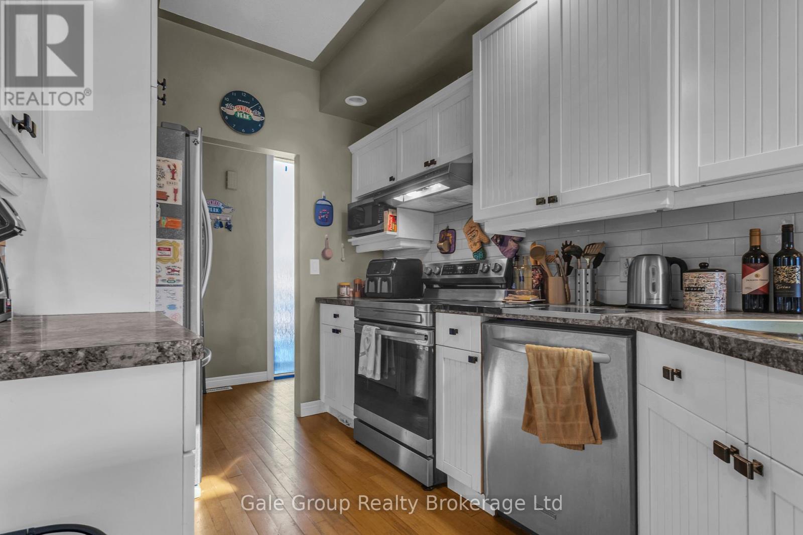 26 Woodland Crescent, Tillsonburg, Ontario  N4G 5R5 - Photo 8 - X12854896