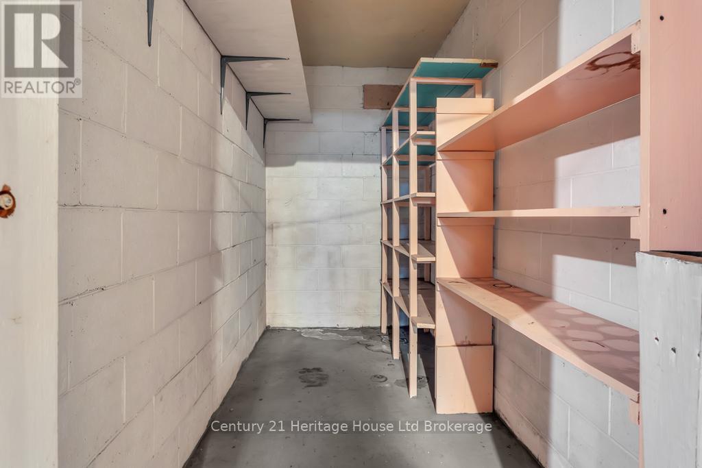 368 Odlum Drive, Woodstock (Woodstock - South), Ontario  N4S 3S2 - Photo 13 - X12856294