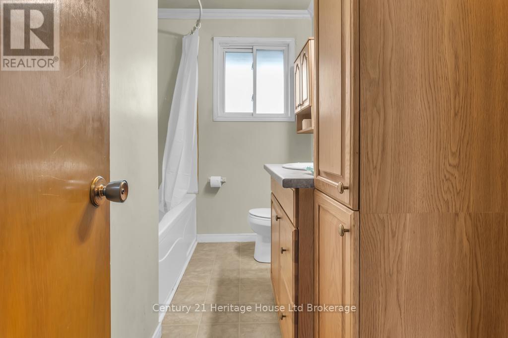 368 Odlum Drive, Woodstock (Woodstock - South), Ontario  N4S 3S2 - Photo 27 - X12856294