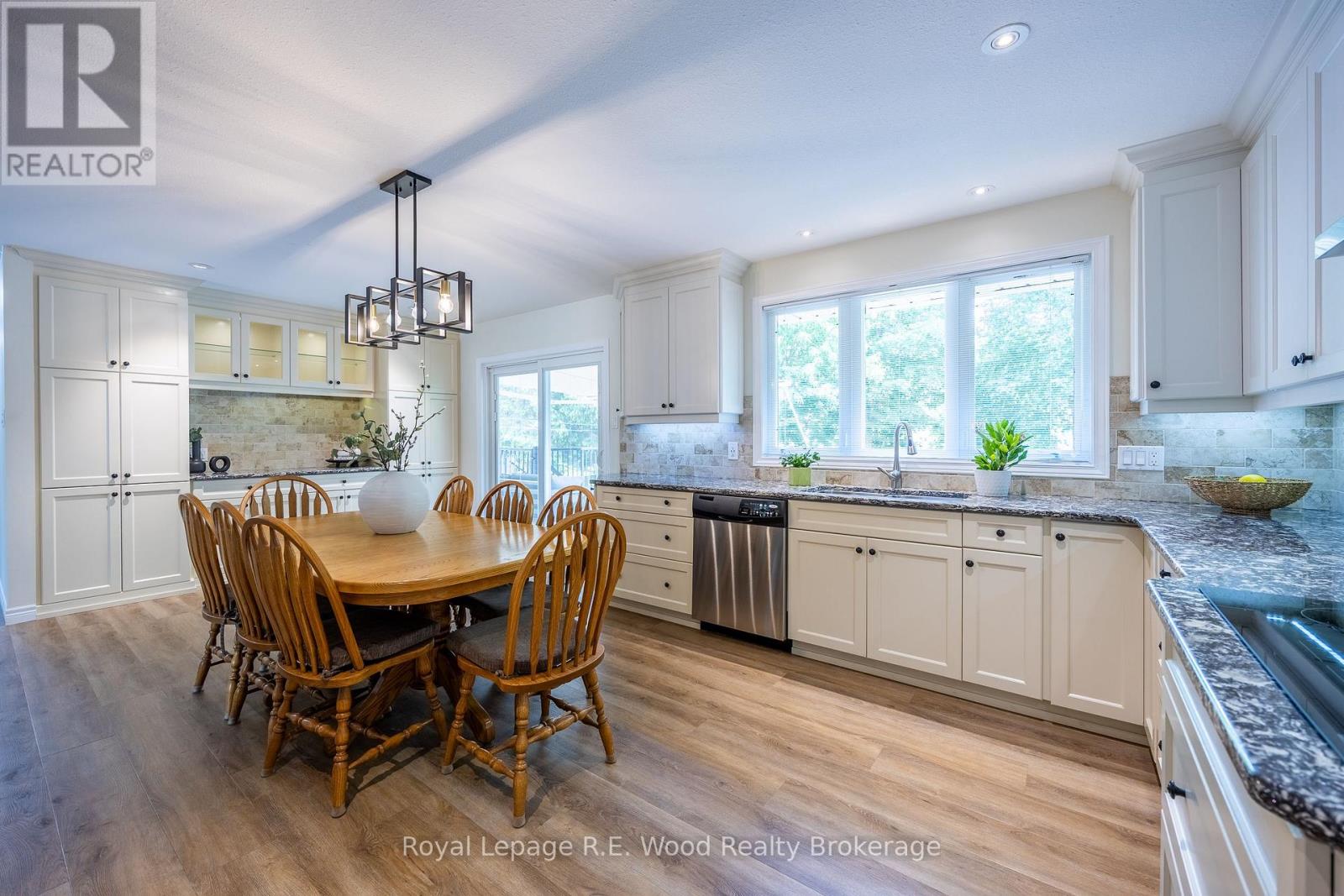 36 Woodland Crescent, Tillsonburg, Ontario  N4G 5R5 - Photo 11 - X12860220