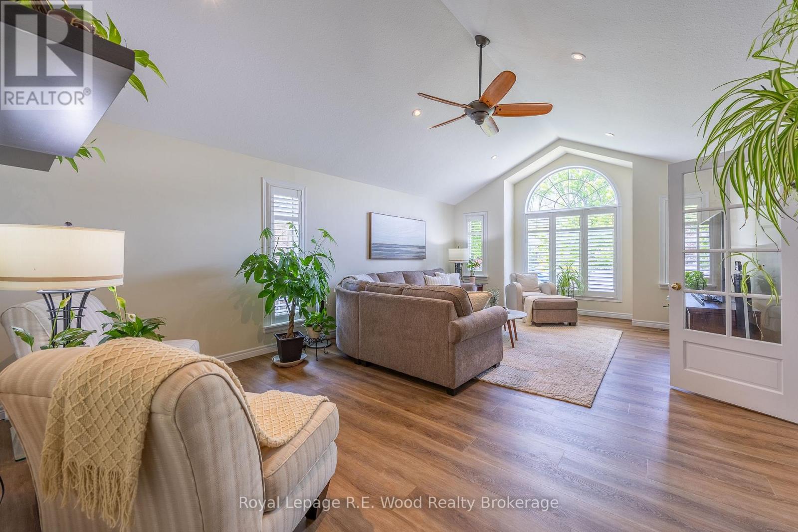 36 Woodland Crescent, Tillsonburg, Ontario  N4G 5R5 - Photo 12 - X12860220