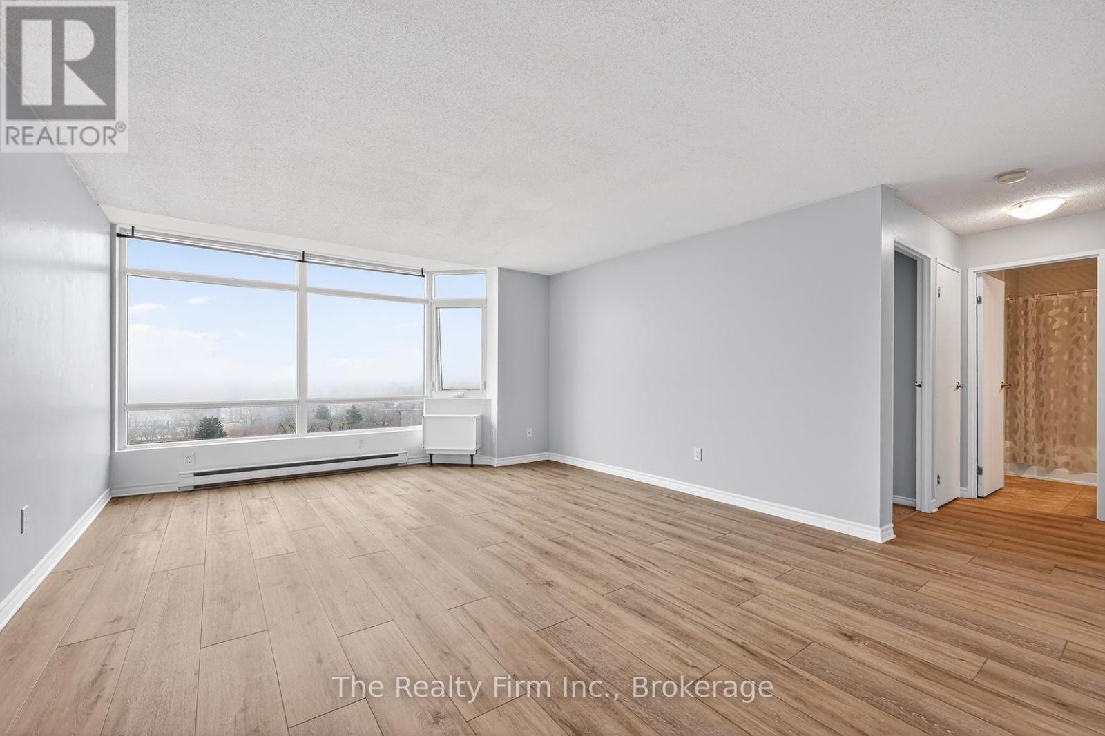 1515 - 45 Pond Mills Road, London South (South J), Ontario  N5Z 4W5 - Photo 10 - X12861226