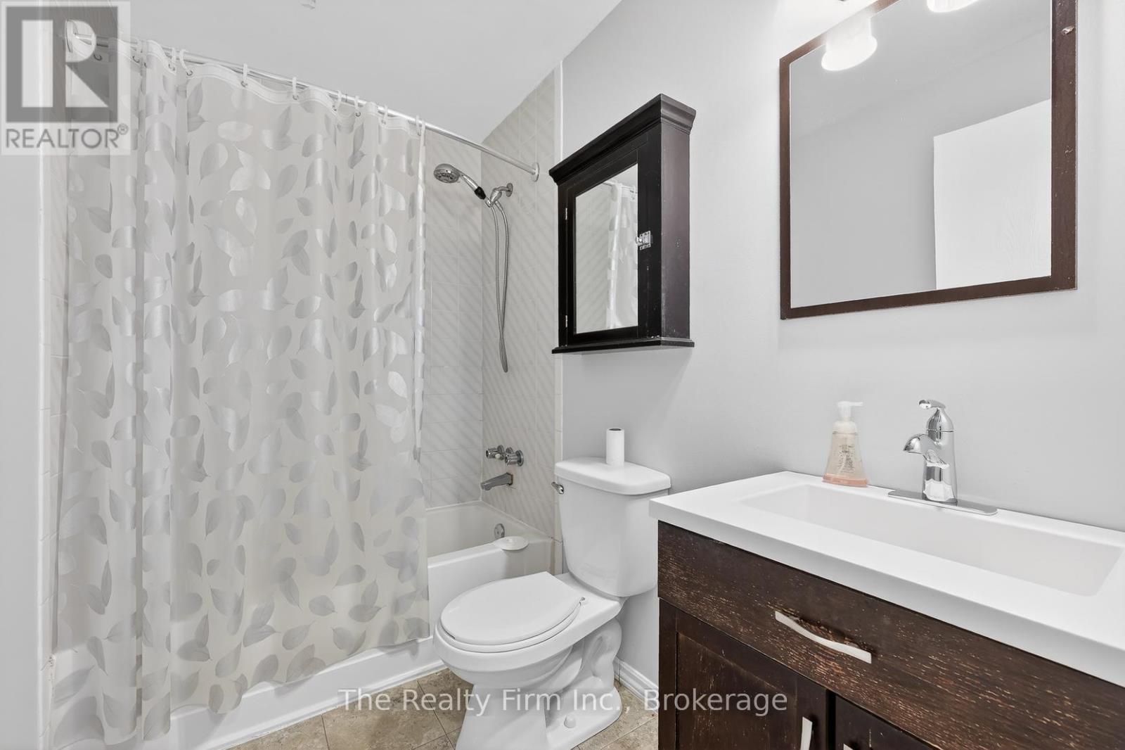 1515 - 45 Pond Mills Road, London South (South J), Ontario  N5Z 4W5 - Photo 13 - X12861226