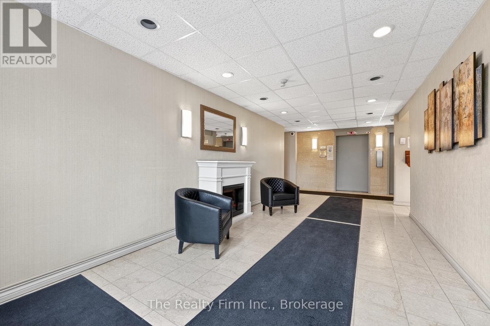 1515 - 45 Pond Mills Road, London South (South J), Ontario  N5Z 4W5 - Photo 3 - X12861226