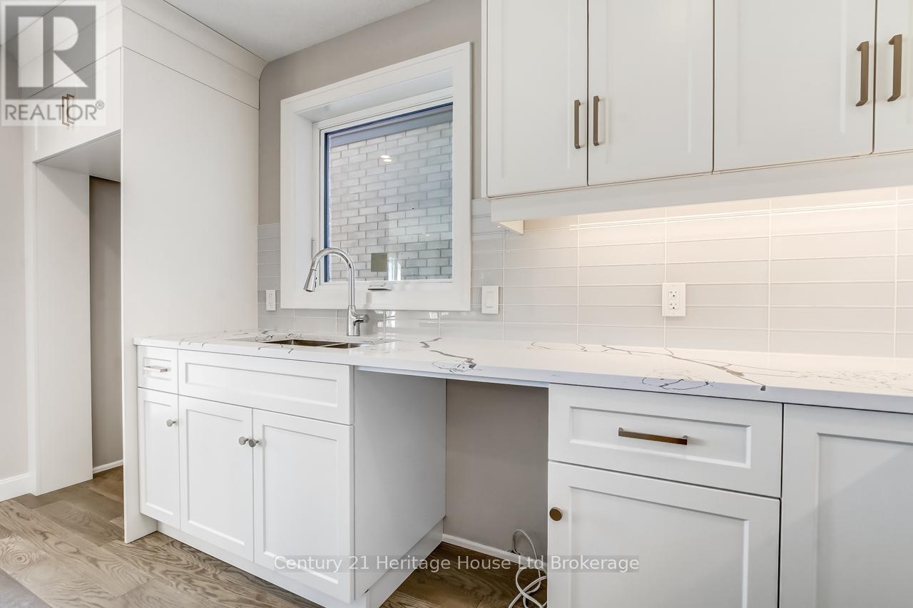 327 Anderson Street, Woodstock (Woodstock - South), Ontario  N4S 0G6 - Photo 11 - X12863190