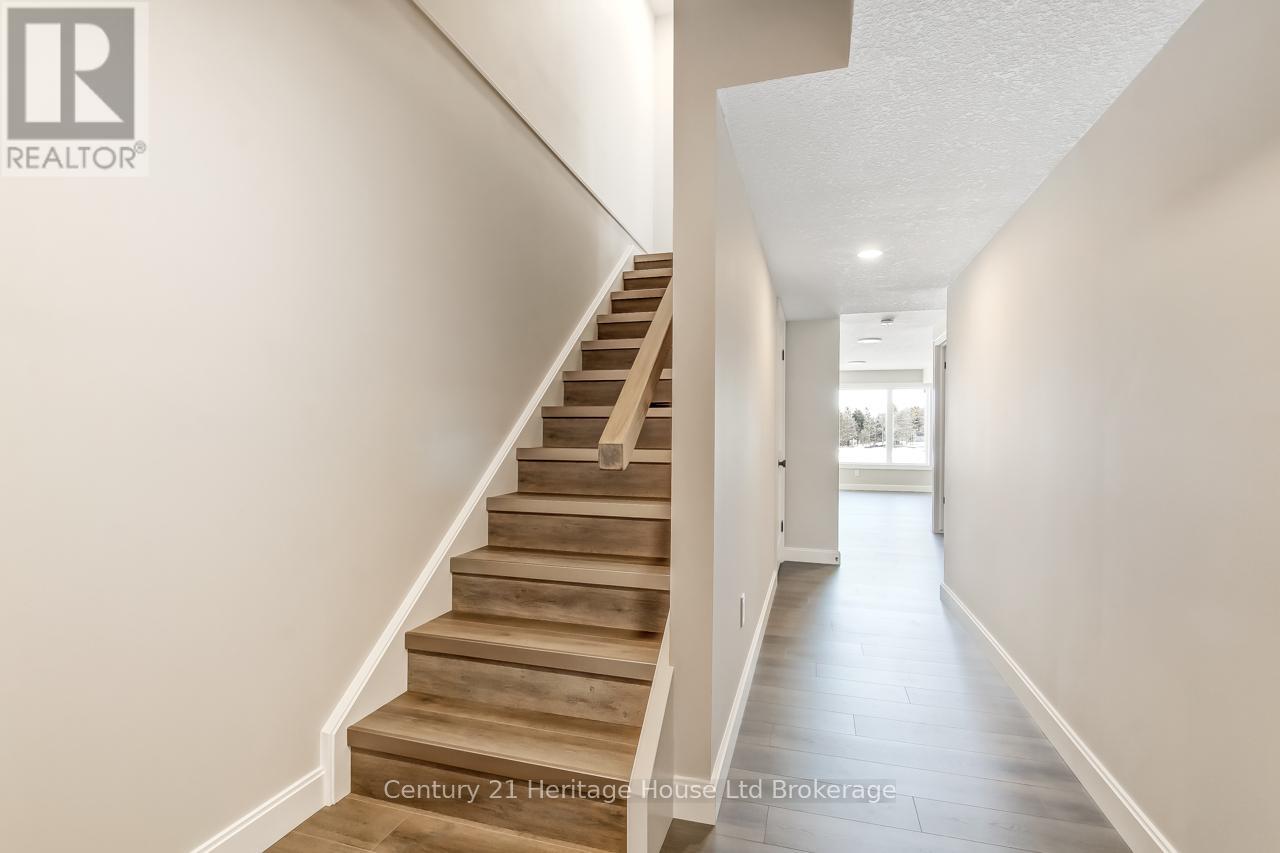 327 Anderson Street, Woodstock (Woodstock - South), Ontario  N4S 0G6 - Photo 27 - X12863190