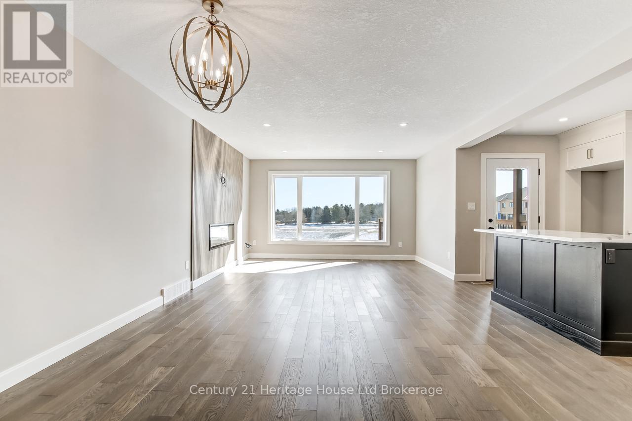 327 Anderson Street, Woodstock (Woodstock - South), Ontario  N4S 0G6 - Photo 5 - X12863190