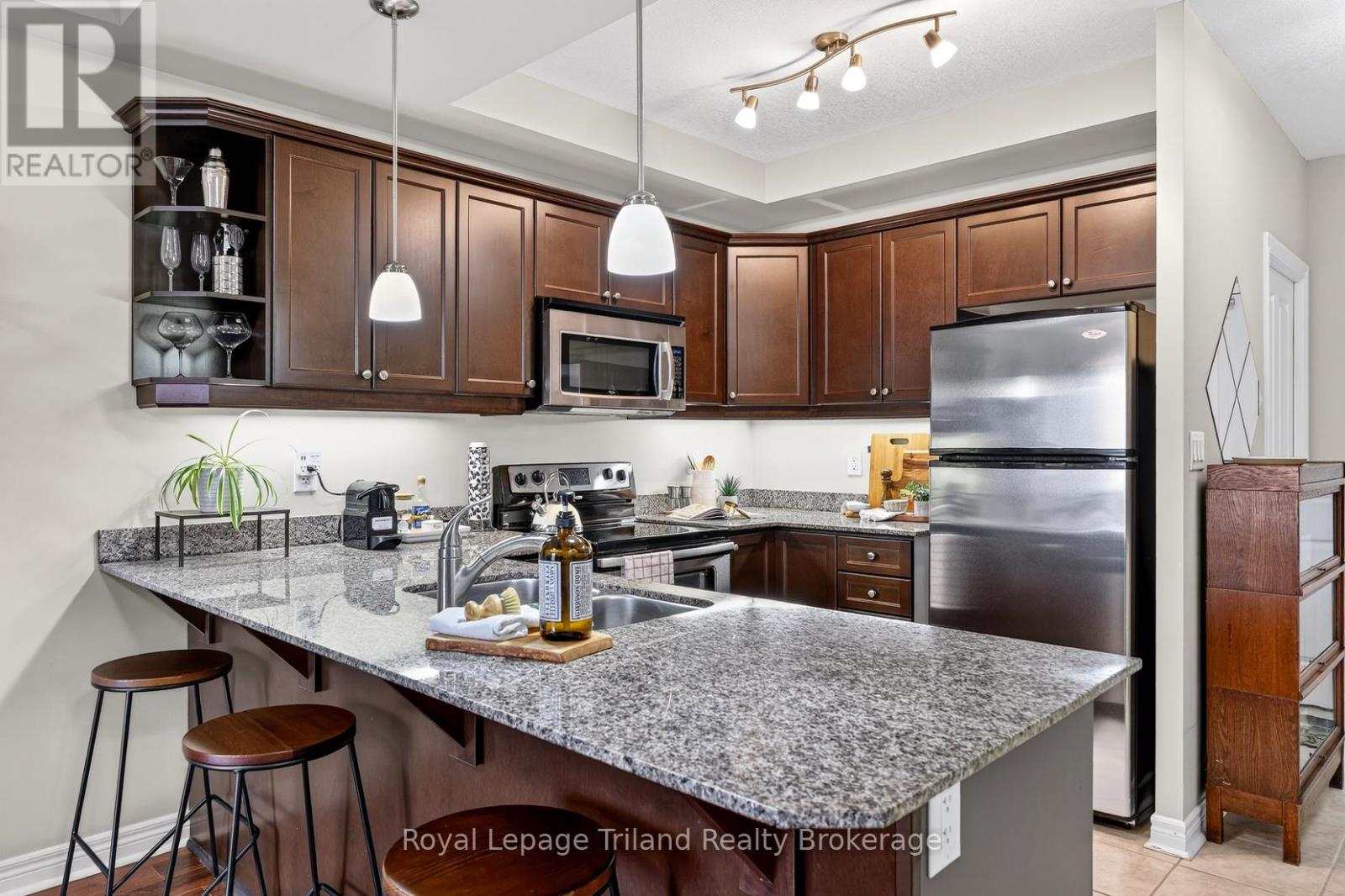 1007 - 1030 Coronation Drive, London North (North I), Ontario  N6G 0G5 - Photo 11 - X12864262