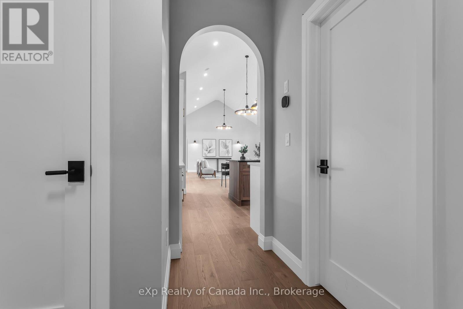 65 Meadowlands Drive, Norwich (Otterville), Ontario  N0J 1R0 - Photo 35 - X12865758