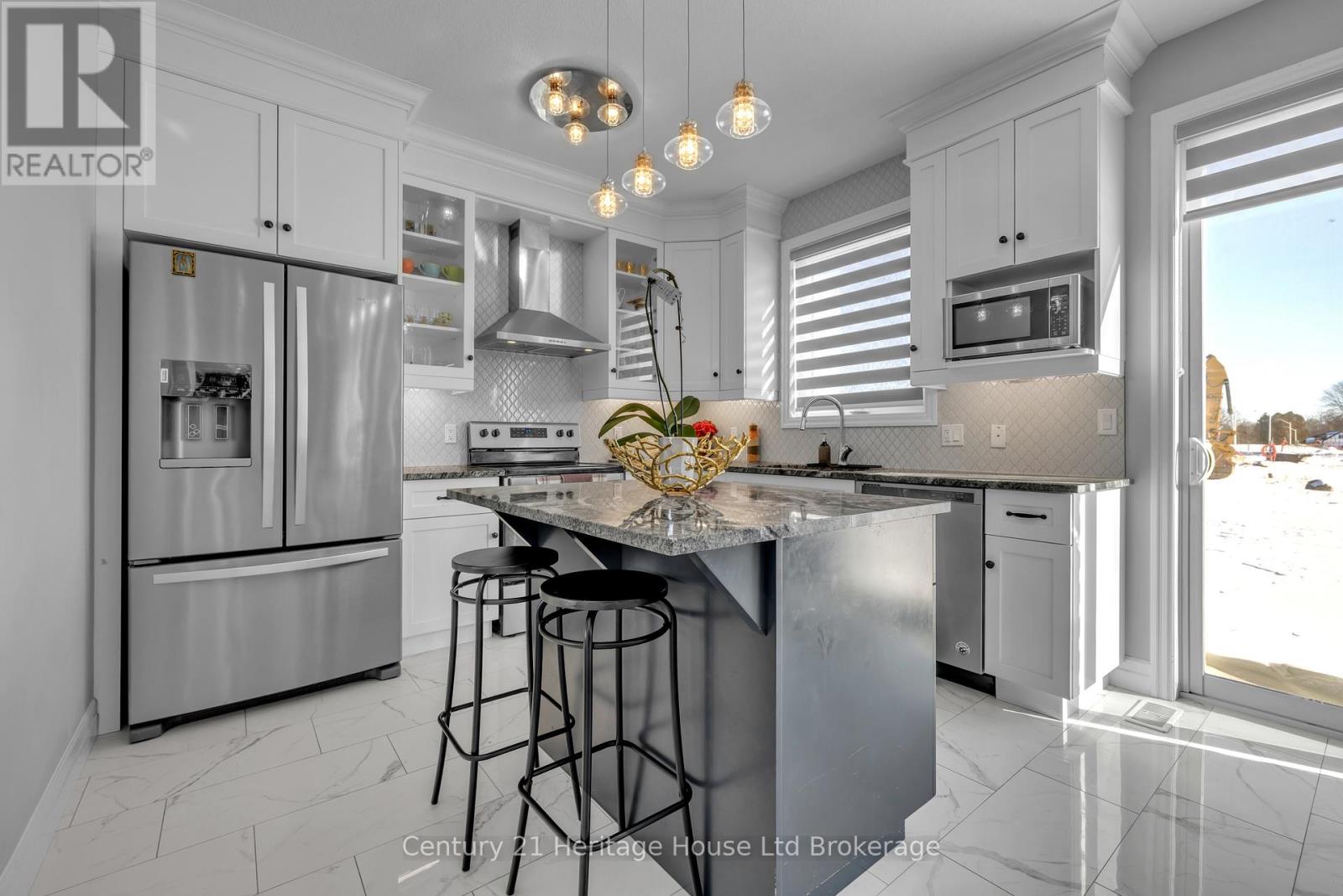 97 Beech Boulevard, Tillsonburg, Ontario  N4G 5S1 - Photo 12 - X12866924