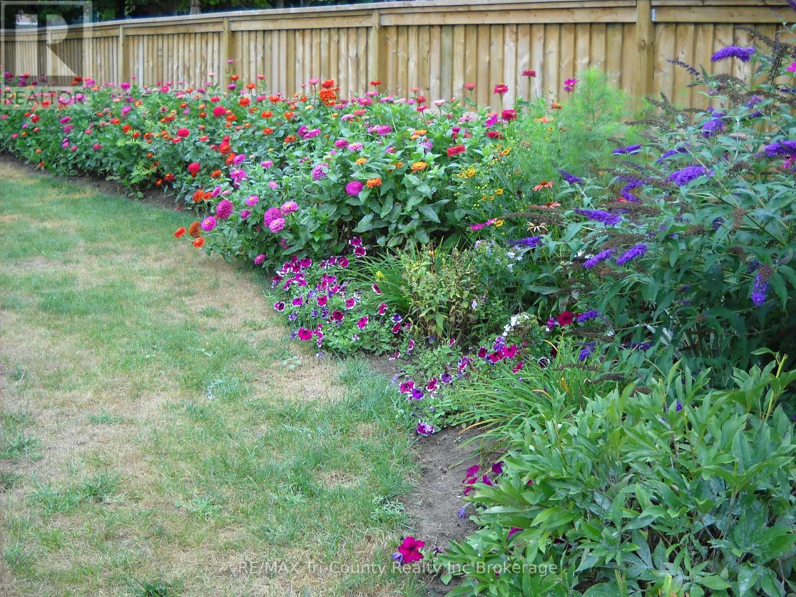 26 Ontario Street, Tillsonburg, Ontario  N4G 2V6 - Photo 14 - X12873078