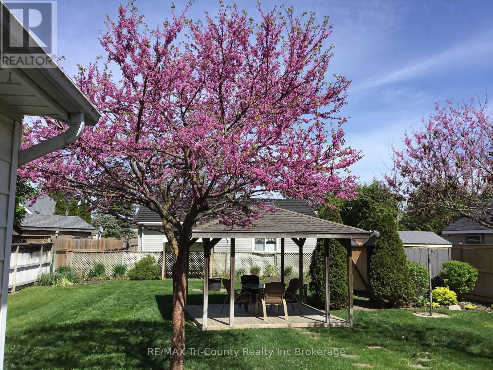 26 Ontario Street, Tillsonburg, Ontario  N4G 2V6 - Photo 7 - X12873078