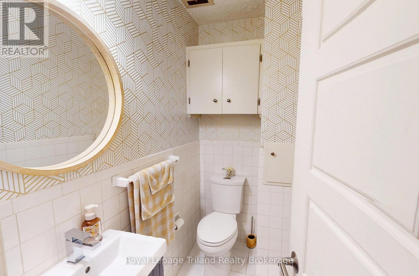 444 Lee Avenue, Woodstock (Woodstock - North), Ontario  N4S 6Y3 - Photo 16 - X12875450