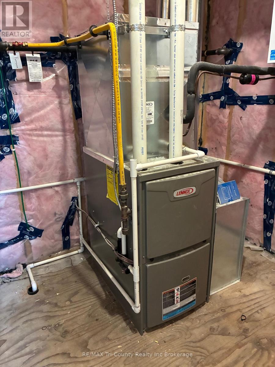 6 Addison Street, Bayham (Port Burwell), Ontario  N0J 1T0 - Photo 37 - X12877194