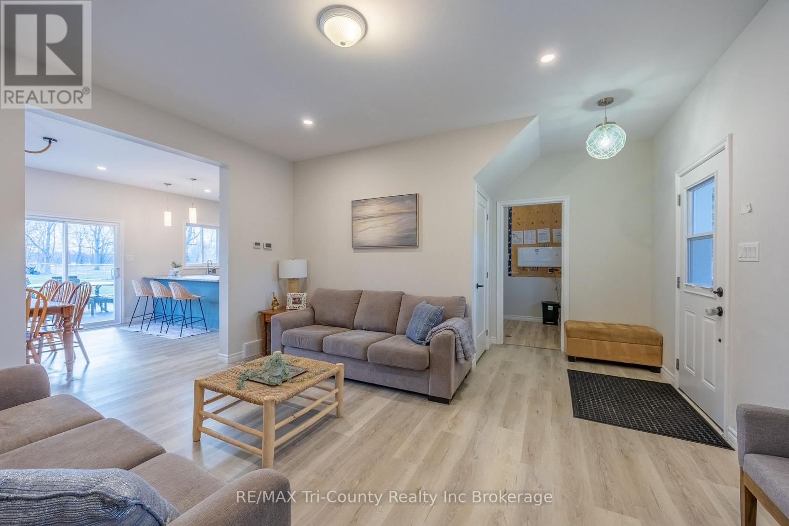 6 Addison Street, Bayham (Port Burwell), Ontario  N0J 1T0 - Photo 4 - X12877194