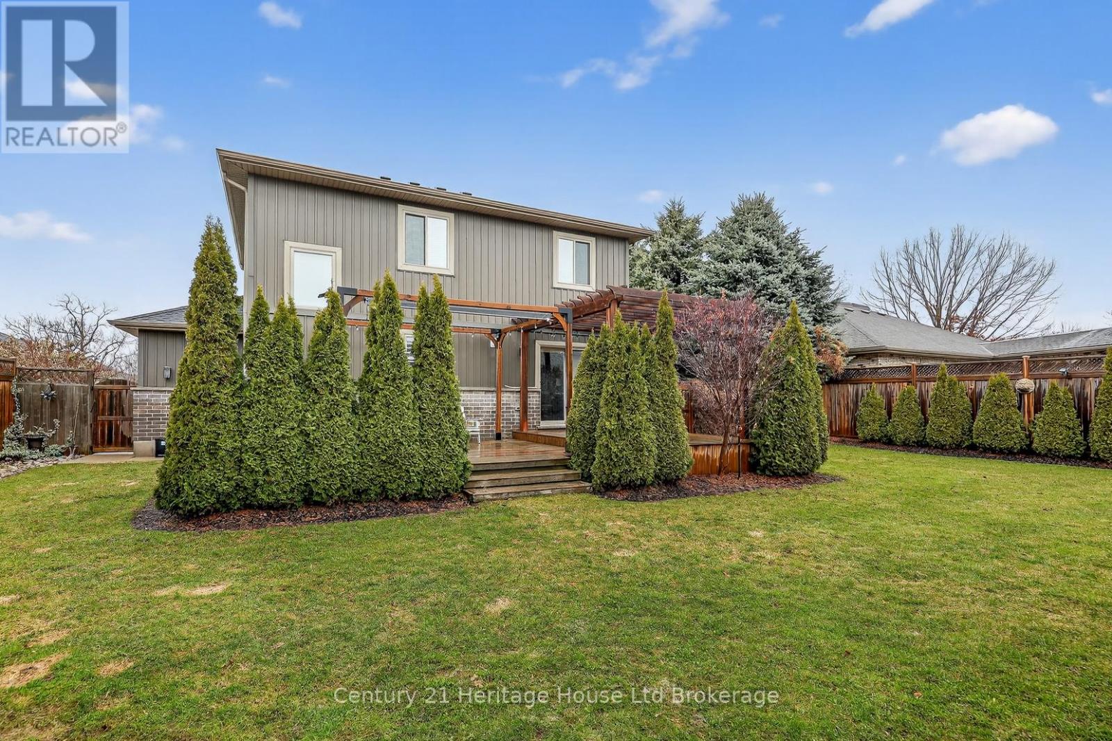 36 Windemere Avenue, Tillsonburg, Ontario  N4G 5M9 - Photo 34 - X12877674