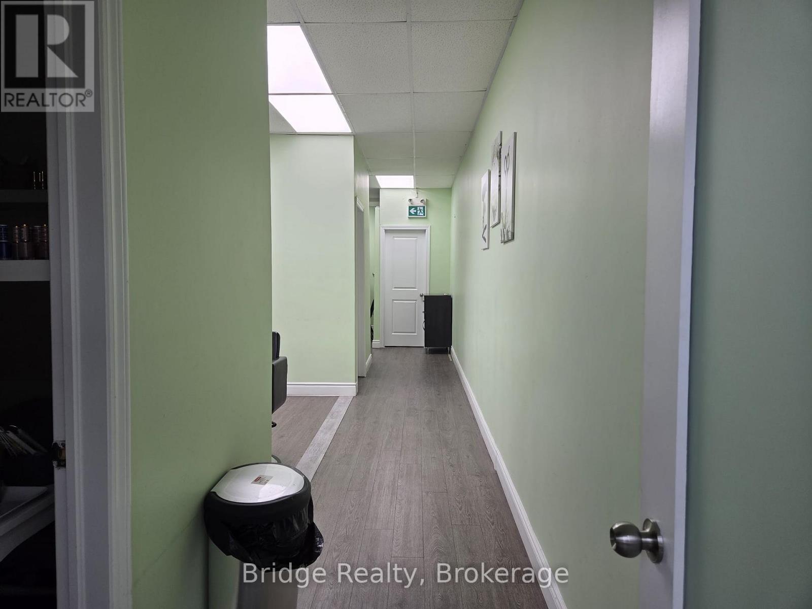 4 - 635 Greenhill Avenue, Hamilton (Vincent), Ontario  L8K 5W8 - Photo 16 - X12878280