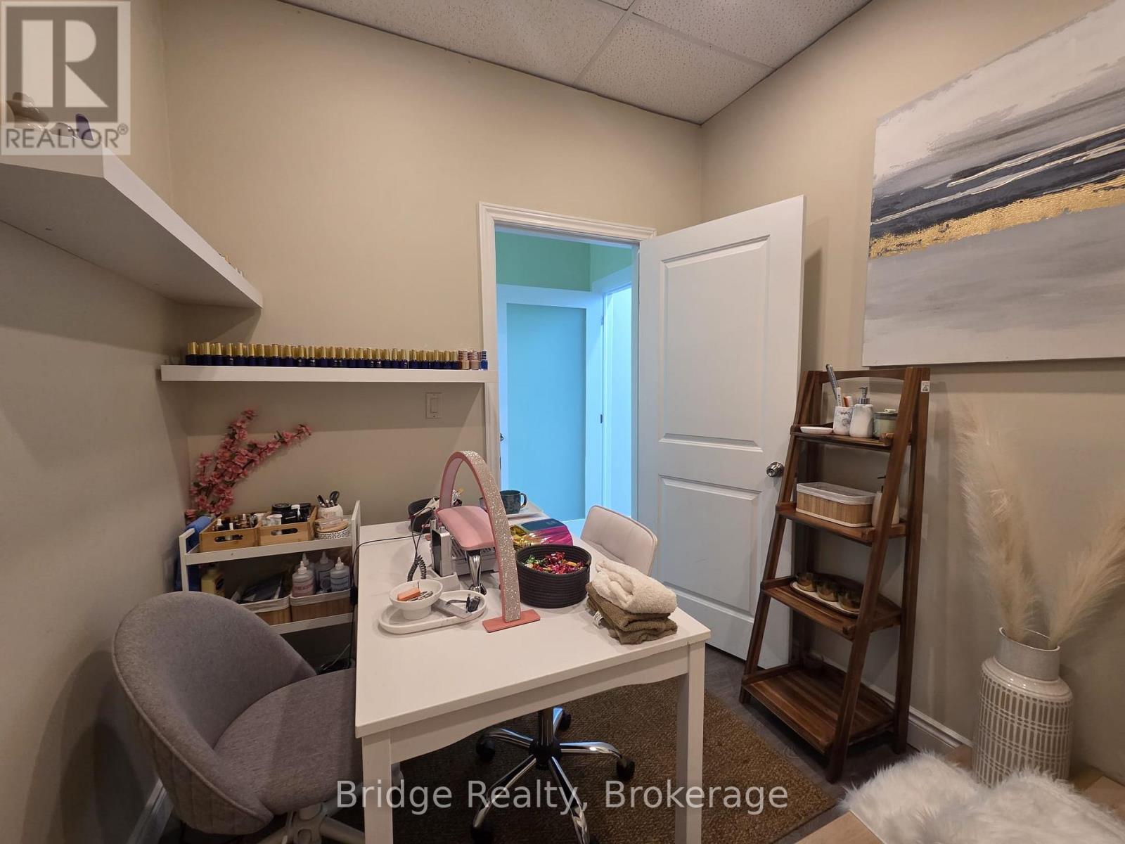 4 - 635 Greenhill Avenue, Hamilton (Vincent), Ontario  L8K 5W8 - Photo 18 - X12878280