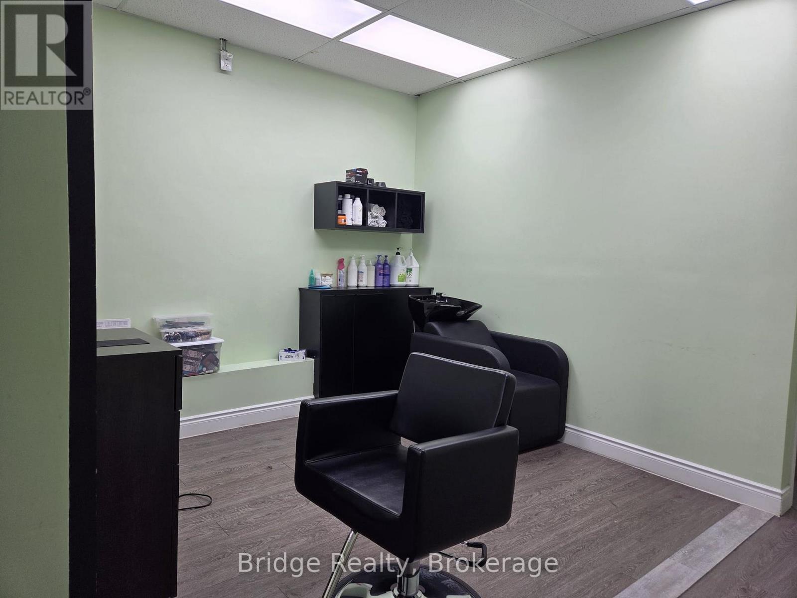 4 - 635 Greenhill Avenue, Hamilton (Vincent), Ontario  L8K 5W8 - Photo 19 - X12878280