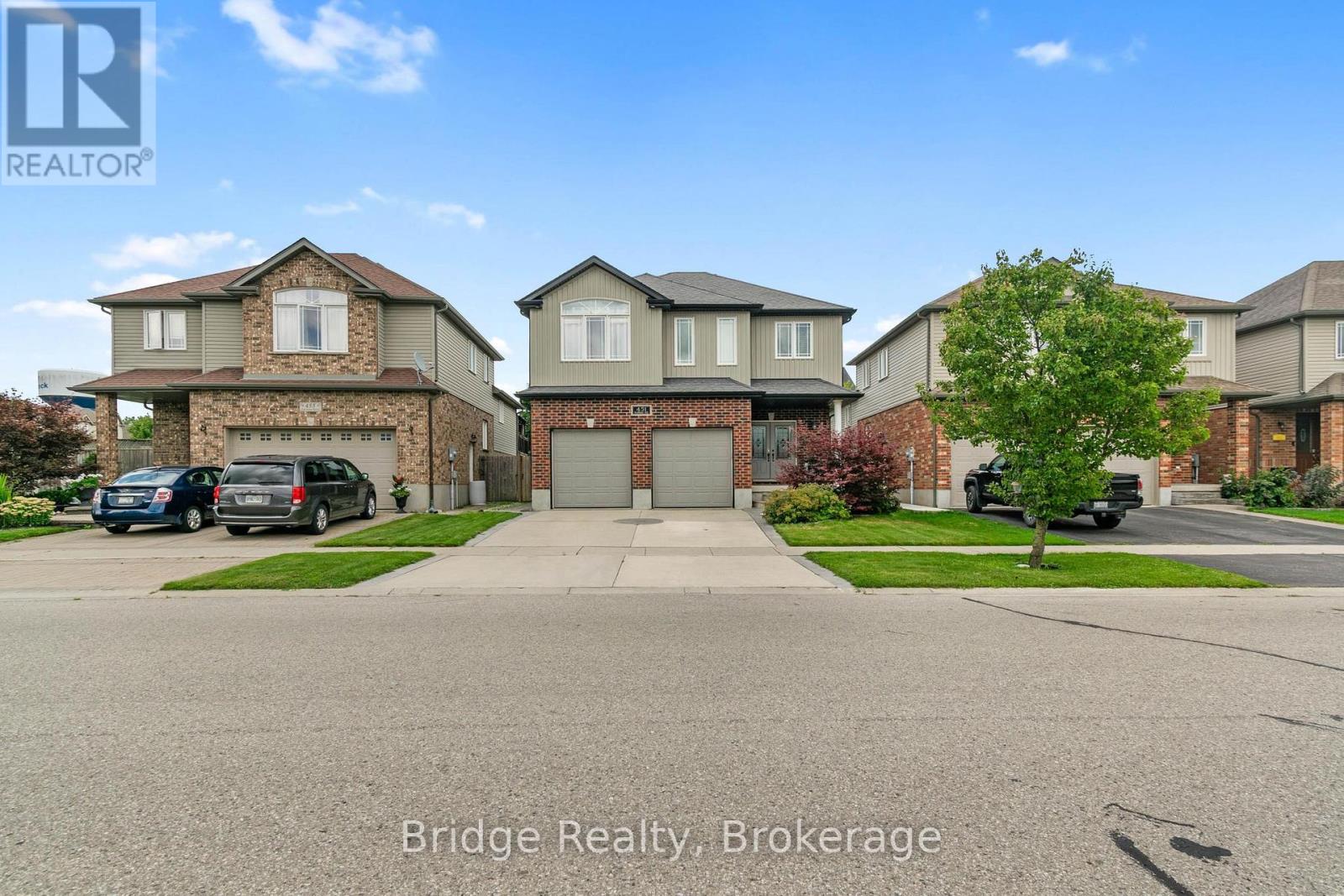 451 Fairway Road, Woodstock (Woodstock - North), Ontario  N4T 0E1 - Photo 2 - X12878592