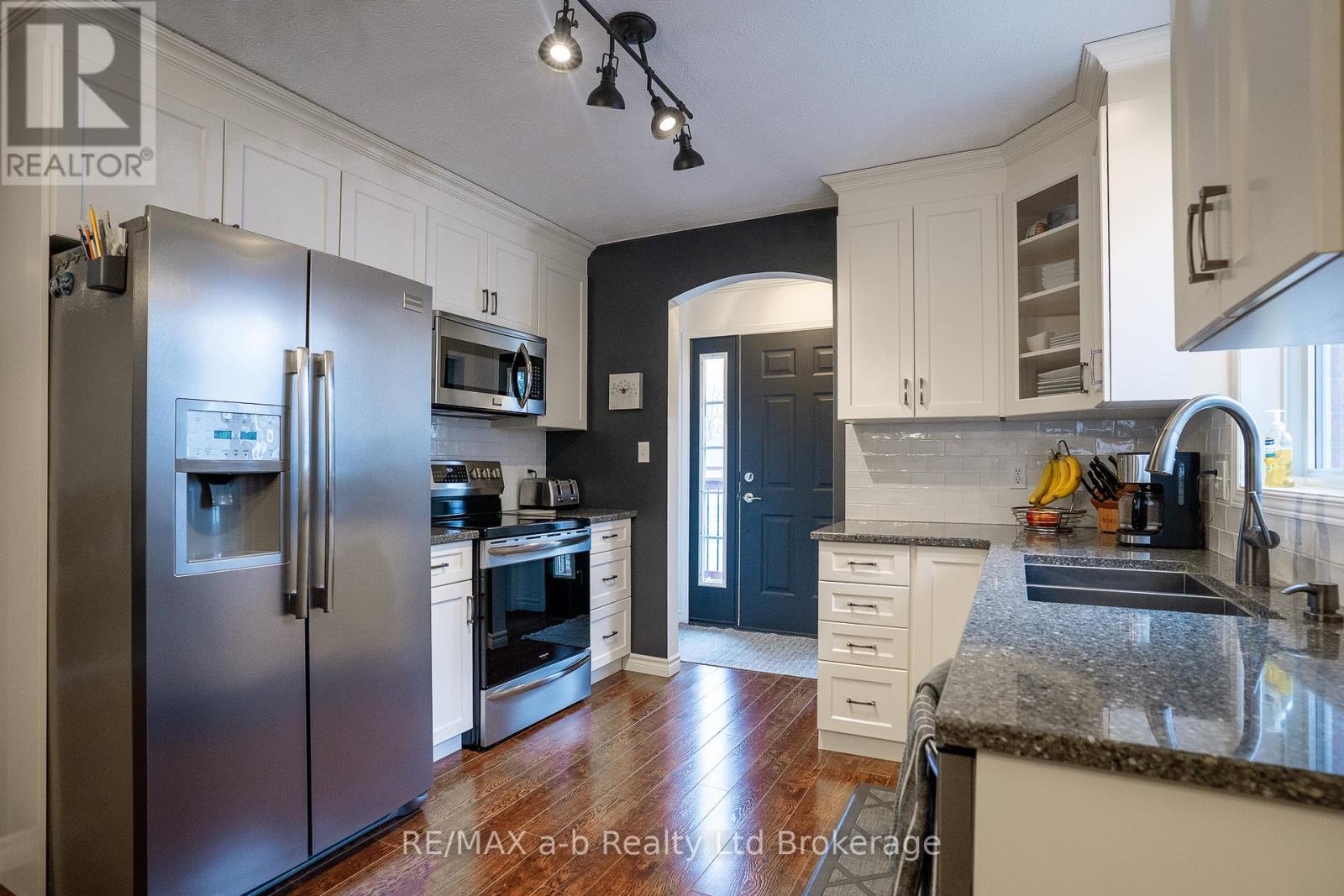 4 George Street, Norwich (Norwich Town), Ontario  N0J 1P0 - Photo 6 - X12878756