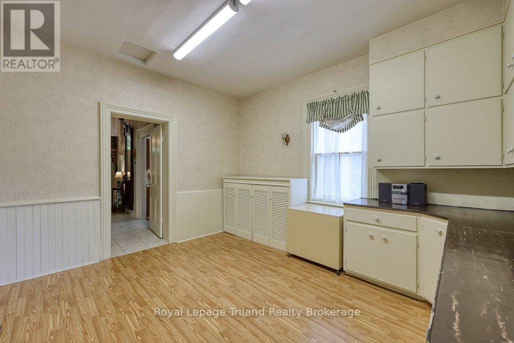 94 Rolph Street, Tillsonburg, Ontario  N4G 3Y4 - Photo 13 - X12879076