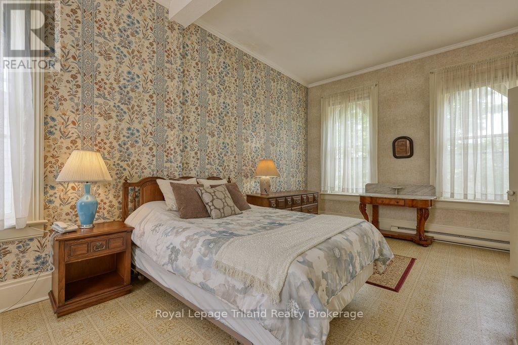 94 Rolph Street, Tillsonburg, Ontario  N4G 3Y4 - Photo 28 - X12879076