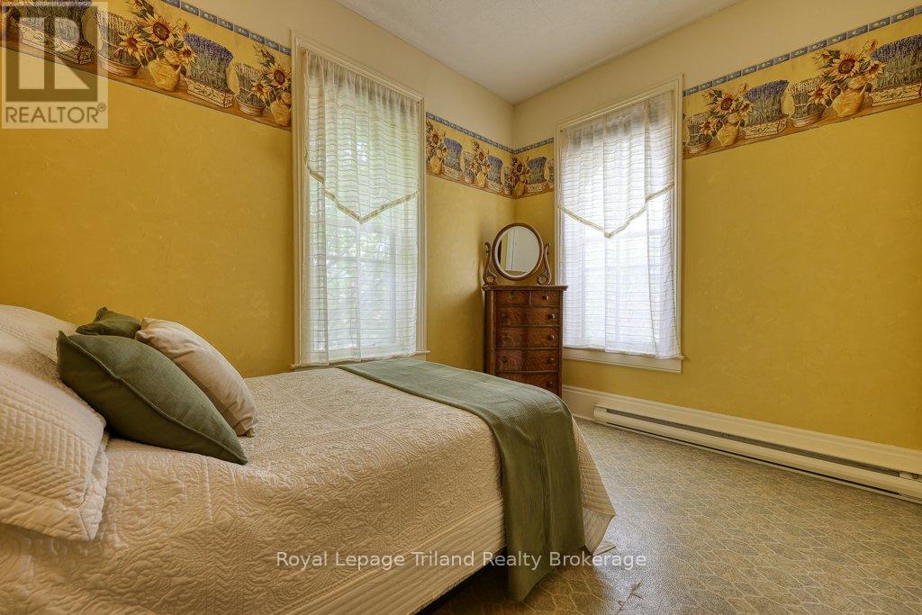 94 Rolph Street, Tillsonburg, Ontario  N4G 3Y4 - Photo 31 - X12879076