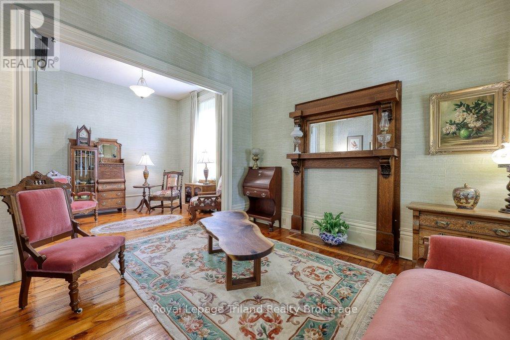 94 Rolph Street, Tillsonburg, Ontario  N4G 3Y4 - Photo 4 - X12879076