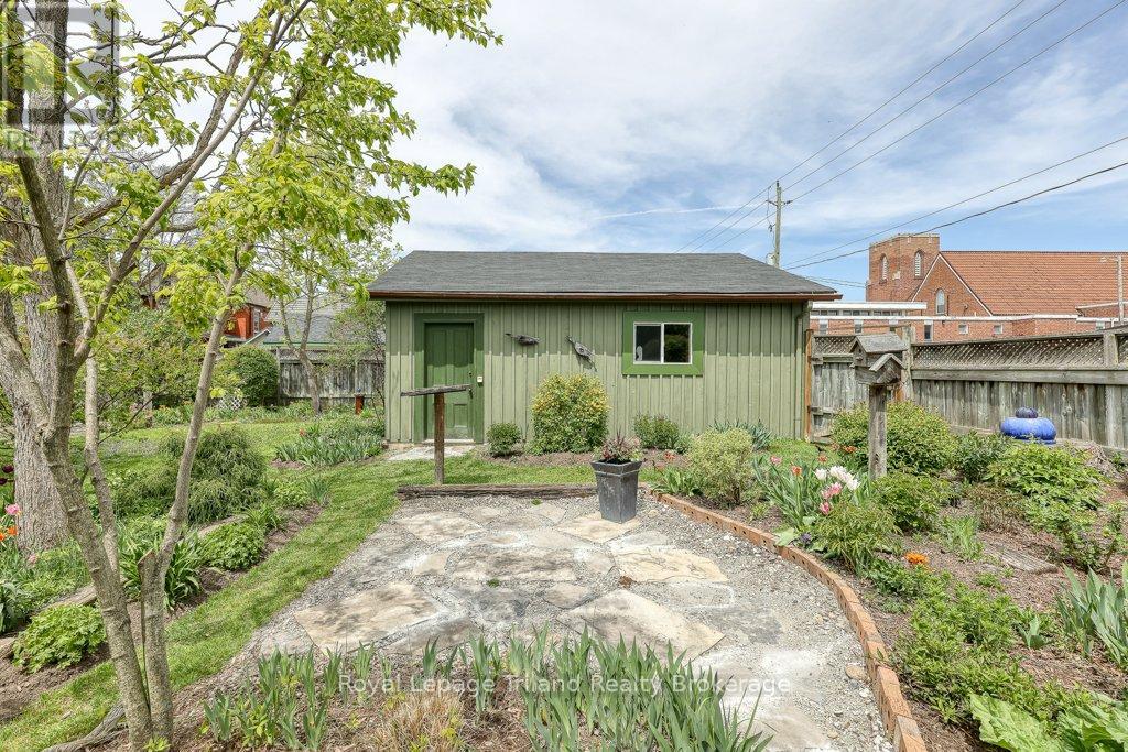 94 Rolph Street, Tillsonburg, Ontario  N4G 3Y4 - Photo 42 - X12879076