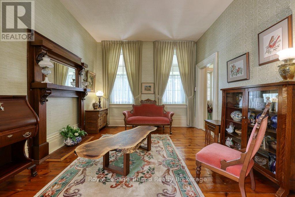 94 Rolph Street, Tillsonburg, Ontario  N4G 3Y4 - Photo 5 - X12879076