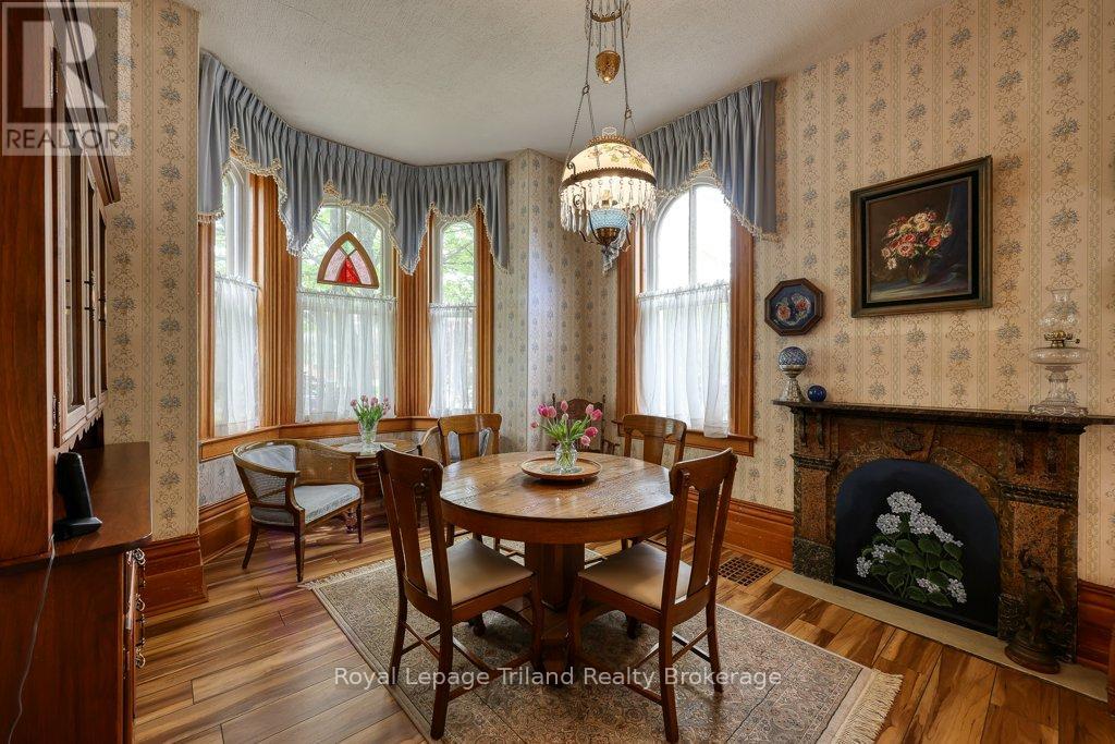 94 Rolph Street, Tillsonburg, Ontario  N4G 3Y4 - Photo 7 - X12879076