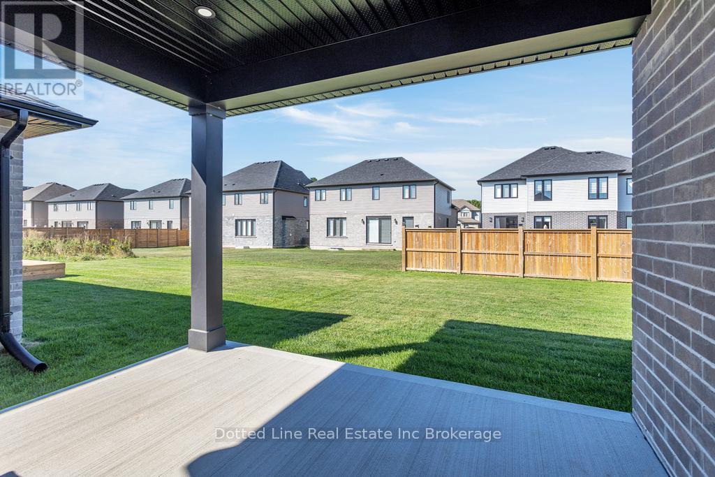 18 Walnut Drive, Tillsonburg, Ontario  N4G 5S2 - Photo 20 - X12879414