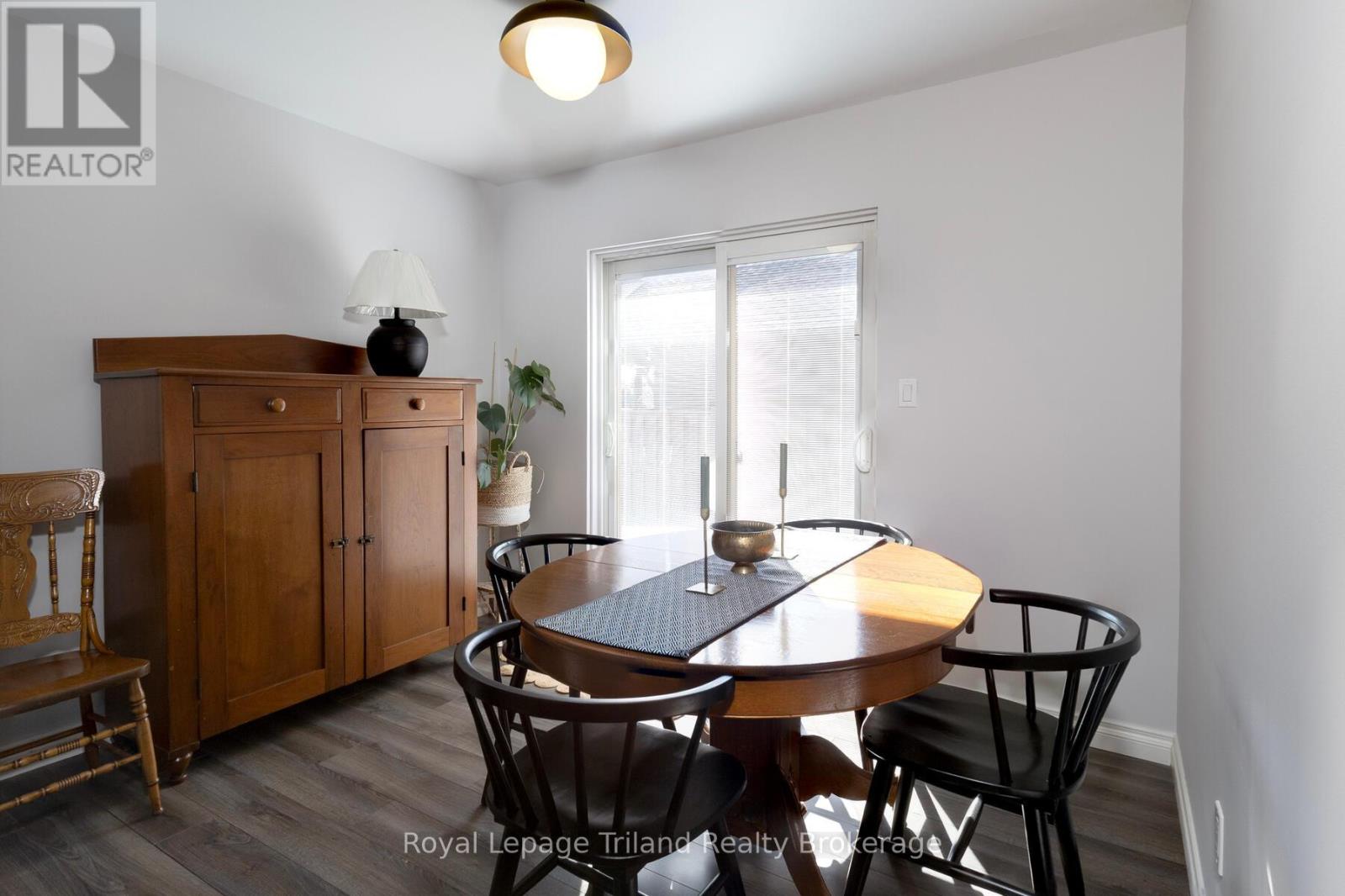 26 Knowles Drive, Woodstock (Woodstock - North), Ontario  N4S 8T8 - Photo 16 - X12879468