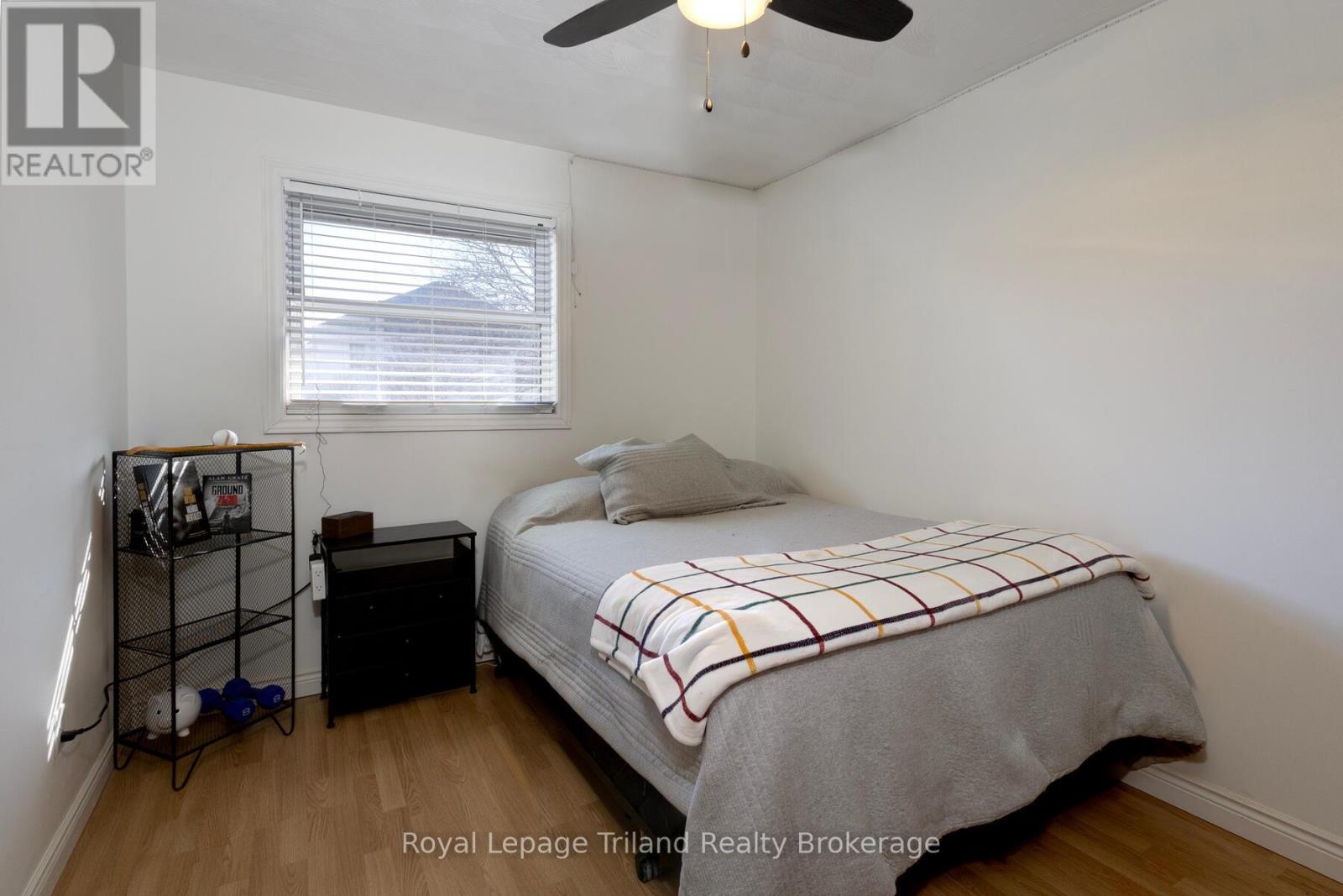 26 Knowles Drive, Woodstock (Woodstock - North), Ontario  N4S 8T8 - Photo 21 - X12879468